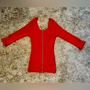 Guess Los Angeles stretchy red top. Size M